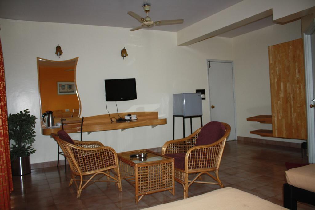Tom'S Hotel Bangalore Eksteriør billede