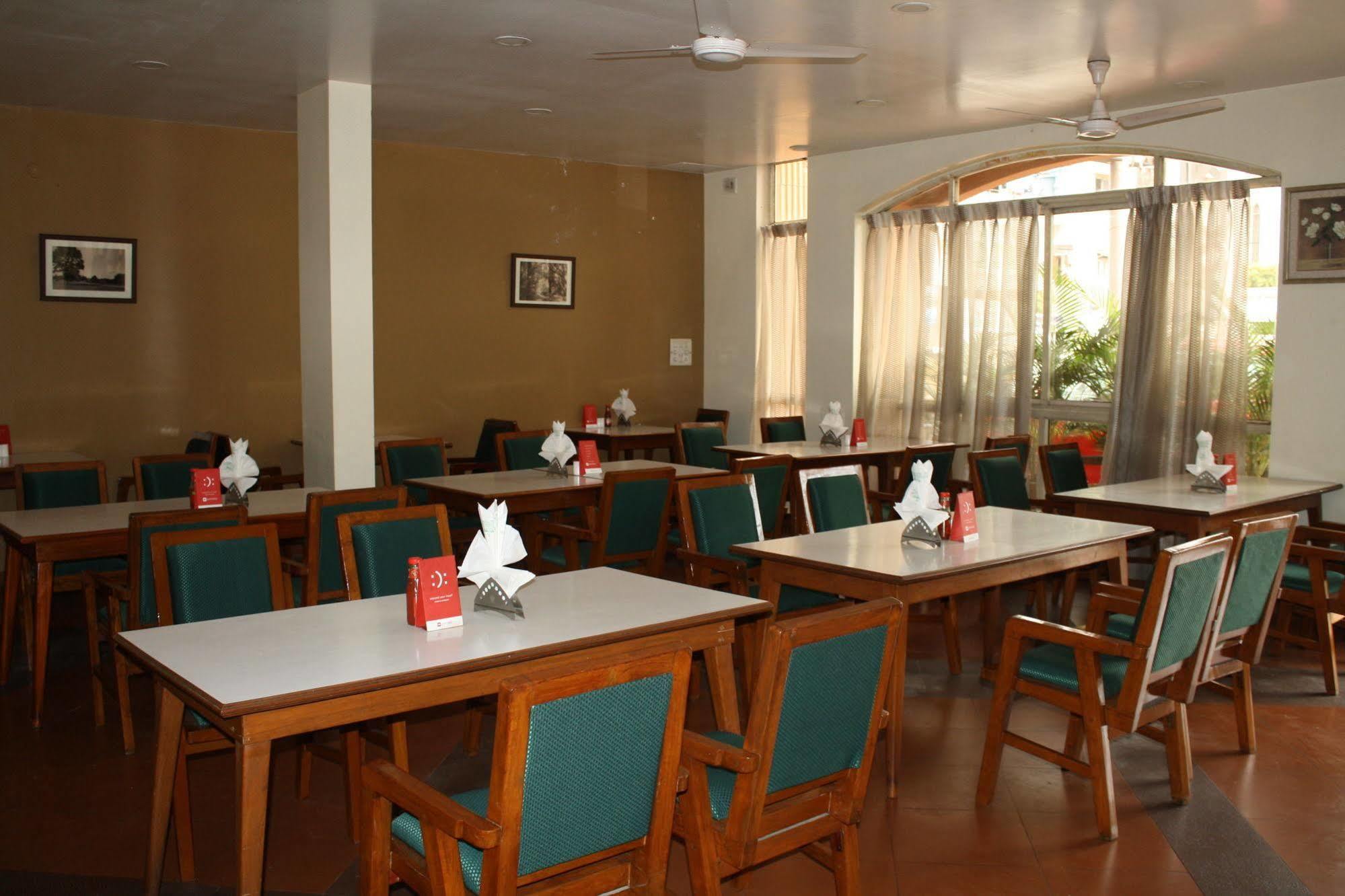 Tom'S Hotel Bangalore Eksteriør billede